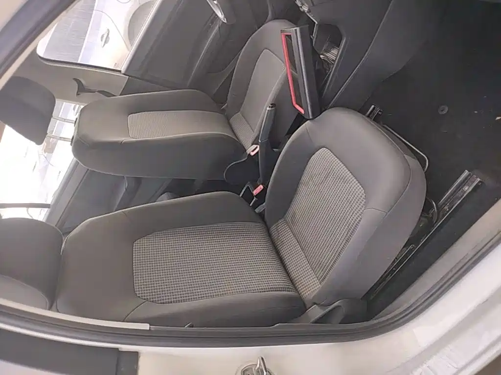 Volkswagen Santana — миниатюра 25