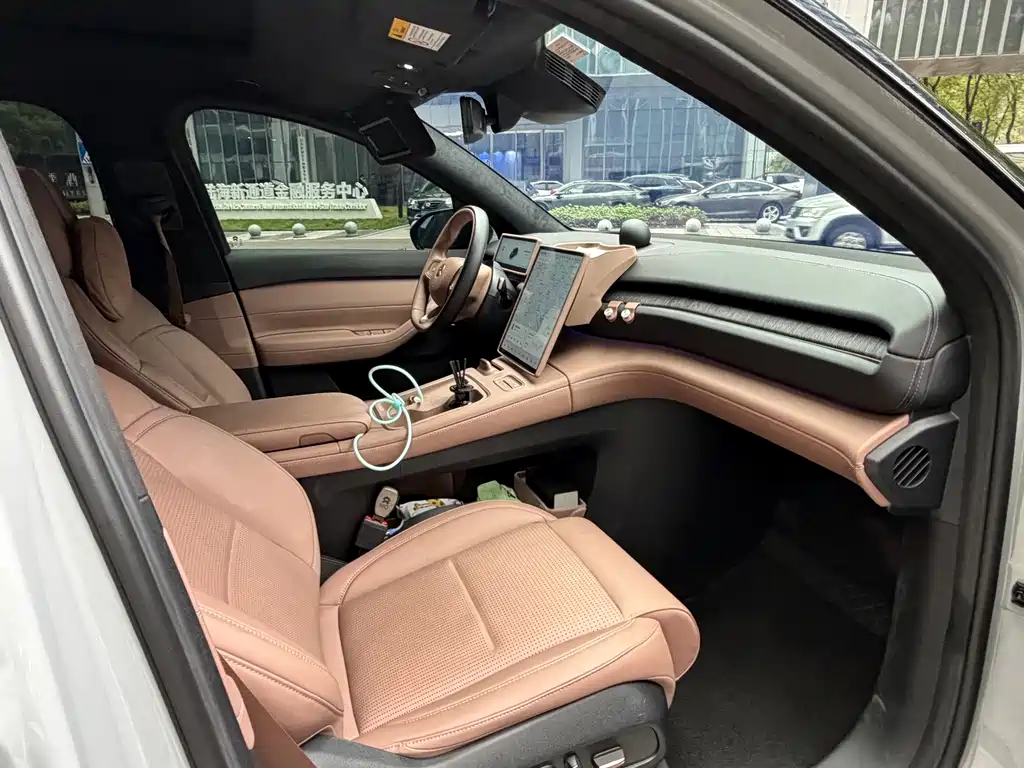 NIO ES6 — миниатюра 9