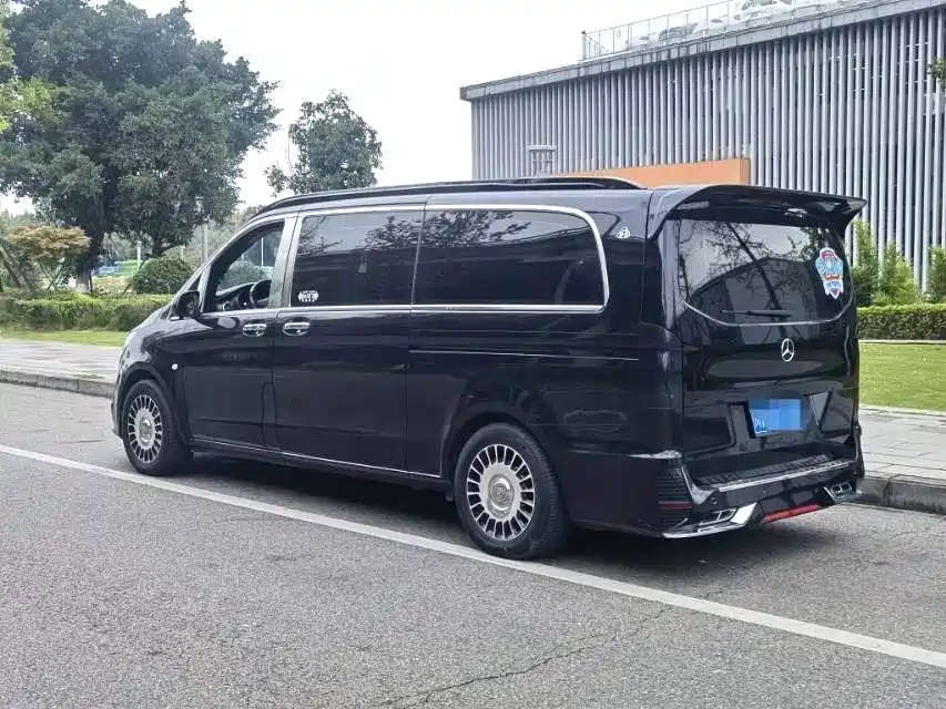 Mercedes-Benz Vito — миниатюра 12