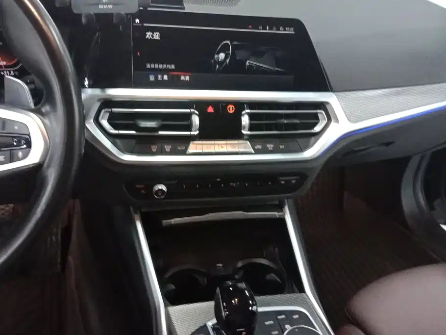 BMW 3 Series — миниатюра 16