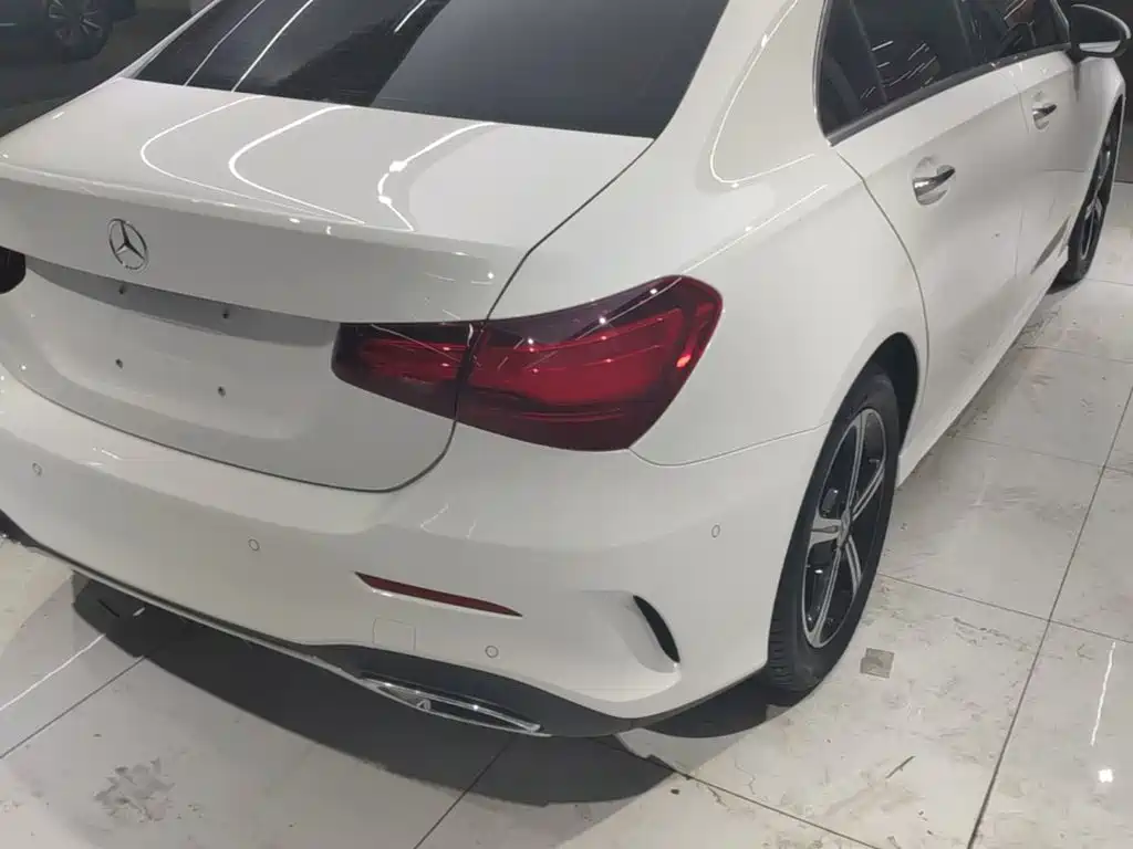 Mercedes-Benz A-Class — миниатюра 8