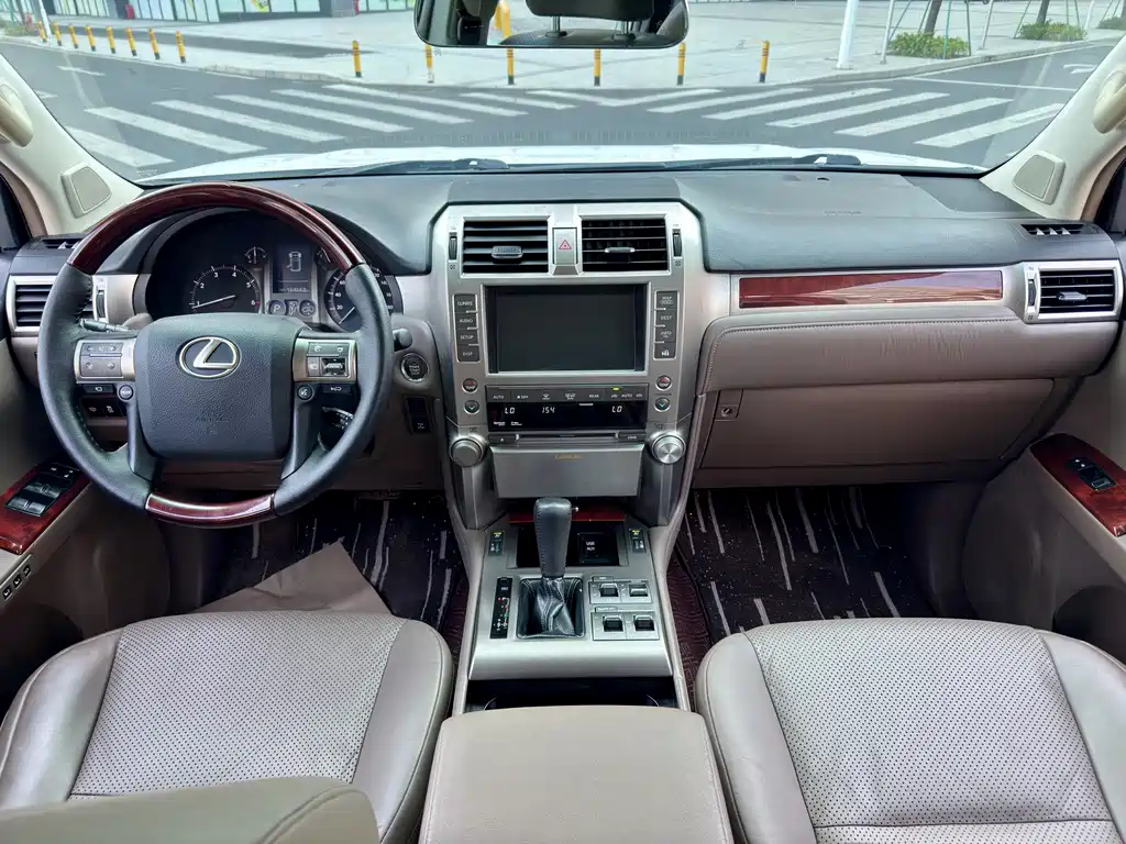 Lexus GX — миниатюра 6