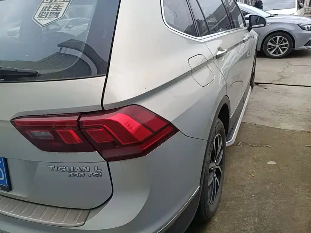 Volkswagen Tiguan L — миниатюра 8