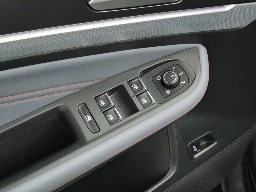 Volkswagen Lamando — миниатюра 9