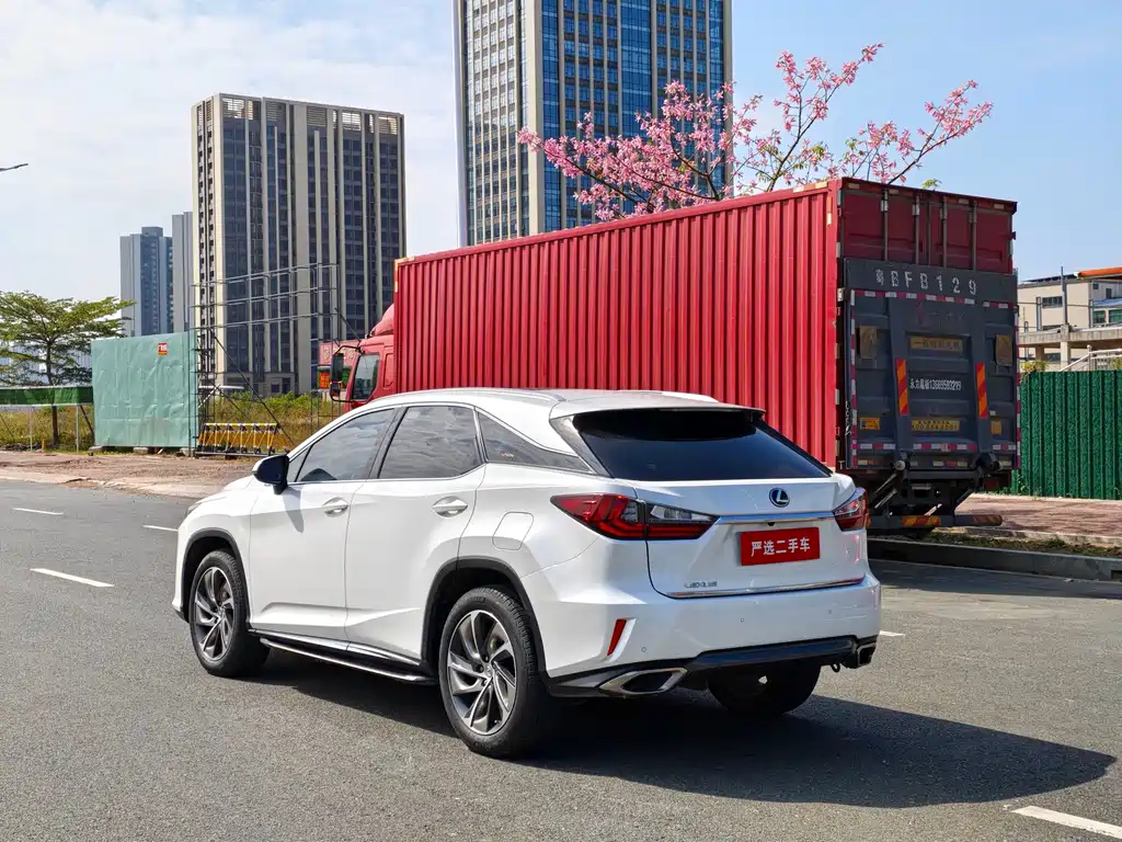 Lexus RX — миниатюра 5