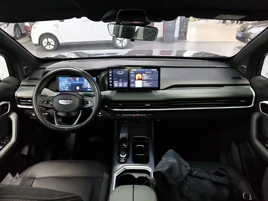 Geely Haoyue L — миниатюра 6
