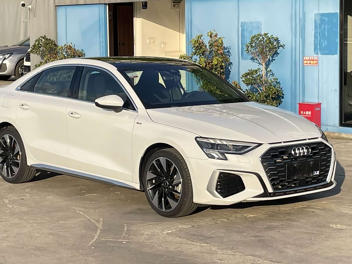 Audi A3 1.4 л 2022 г. Белый, пробег 19500 км
