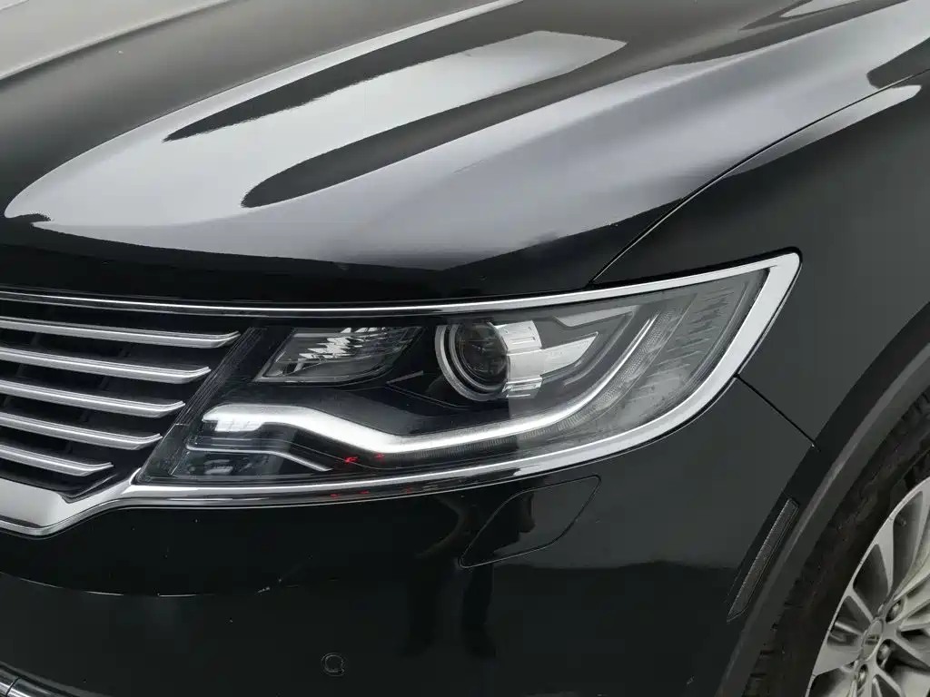 Lincoln MKX — миниатюра 7