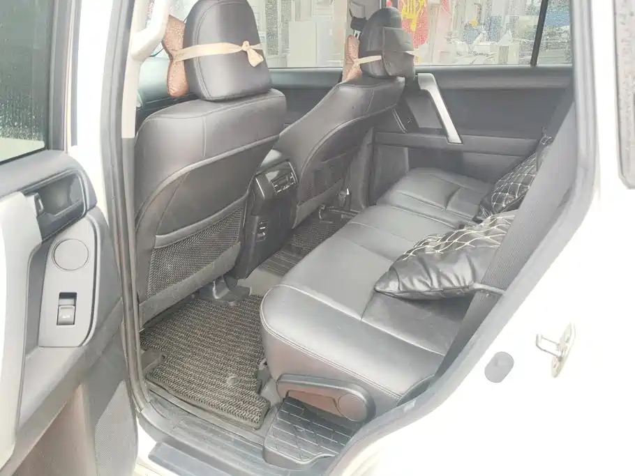 Toyota Prado — миниатюра 11