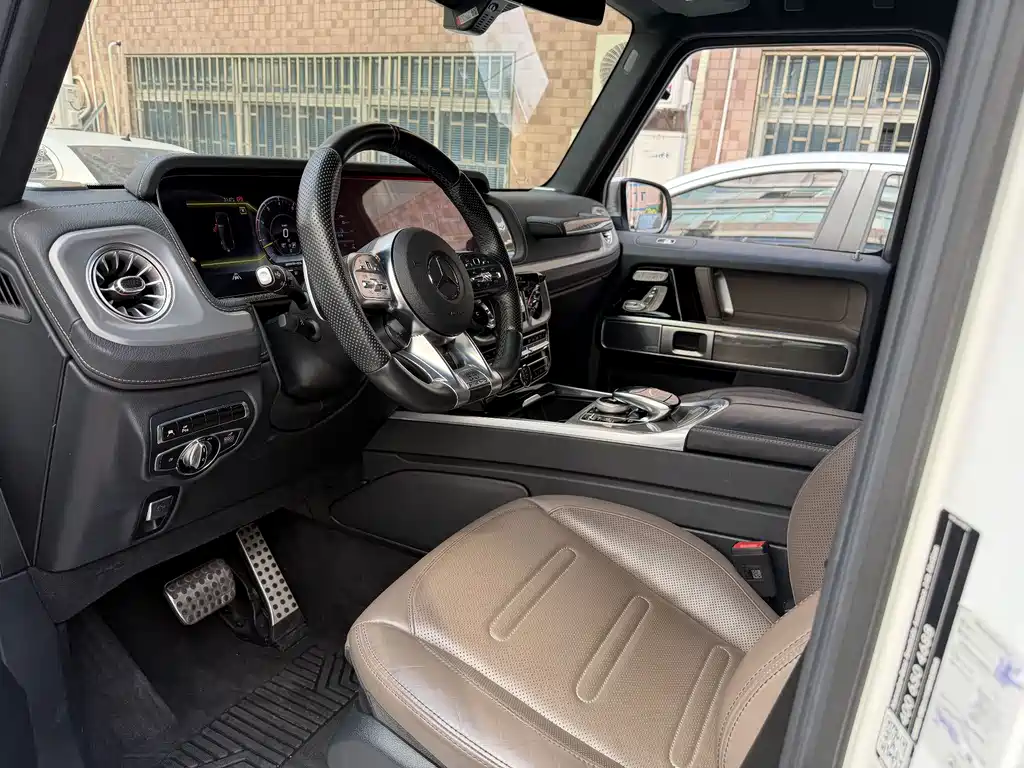 Mercedes-Benz G-Class — миниатюра 11