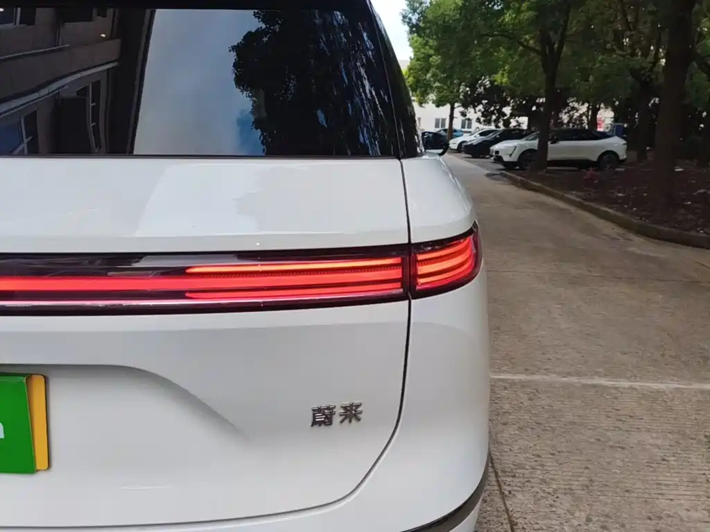 NIO ES8 — миниатюра 8