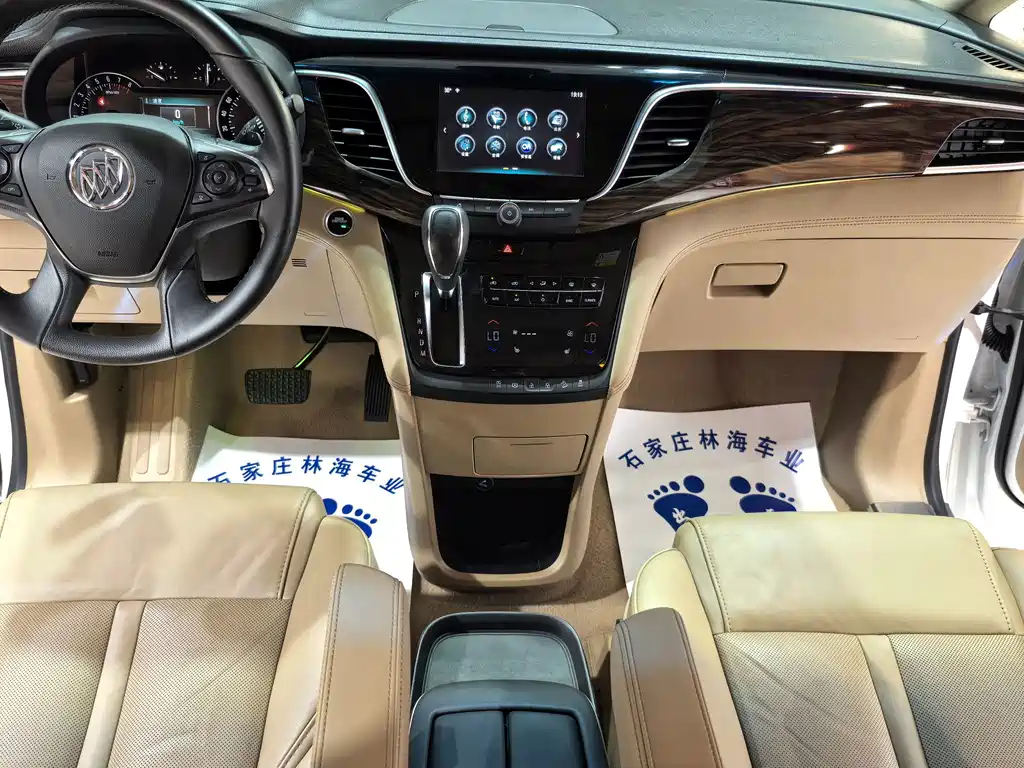 Buick GL8 — миниатюра 8