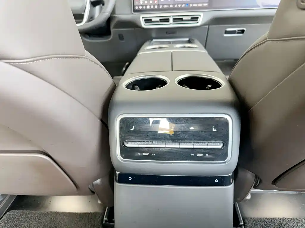 Li Auto Li L9 — миниатюра 23