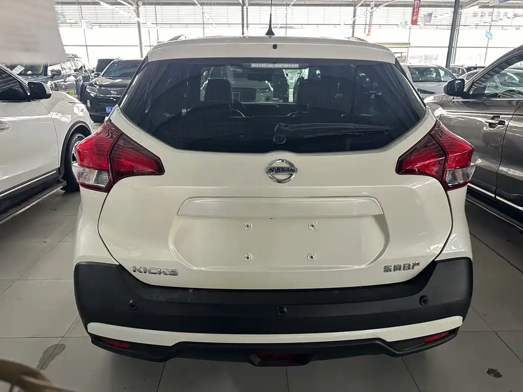 Nissan Kicks - фото 11