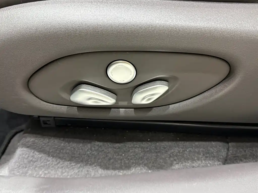 ZHIJI AUTOMOBILE ZHIJI LS6