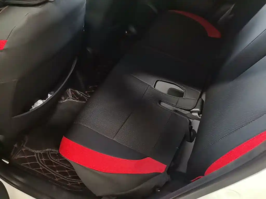Honda Fit — миниатюра 17