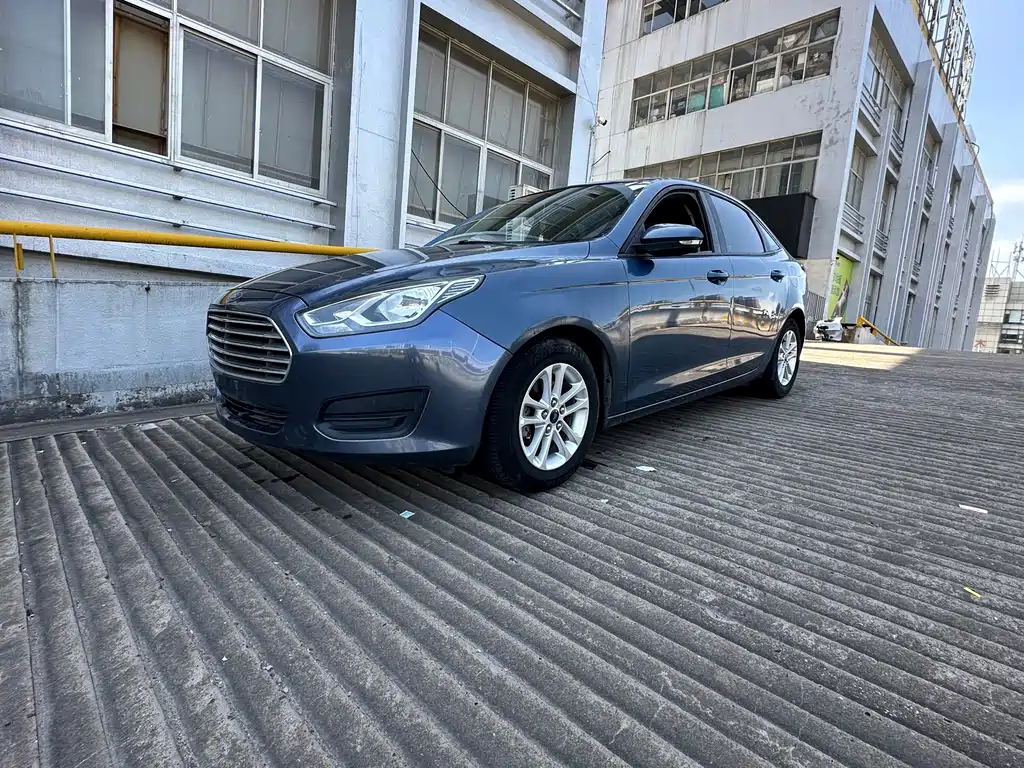 Ford Escort 2019
