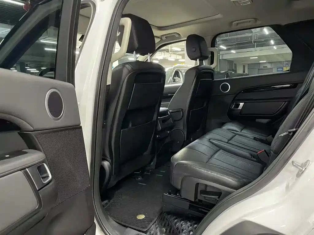 Land Rover Discovery 2017 3.0 SC V6 SE