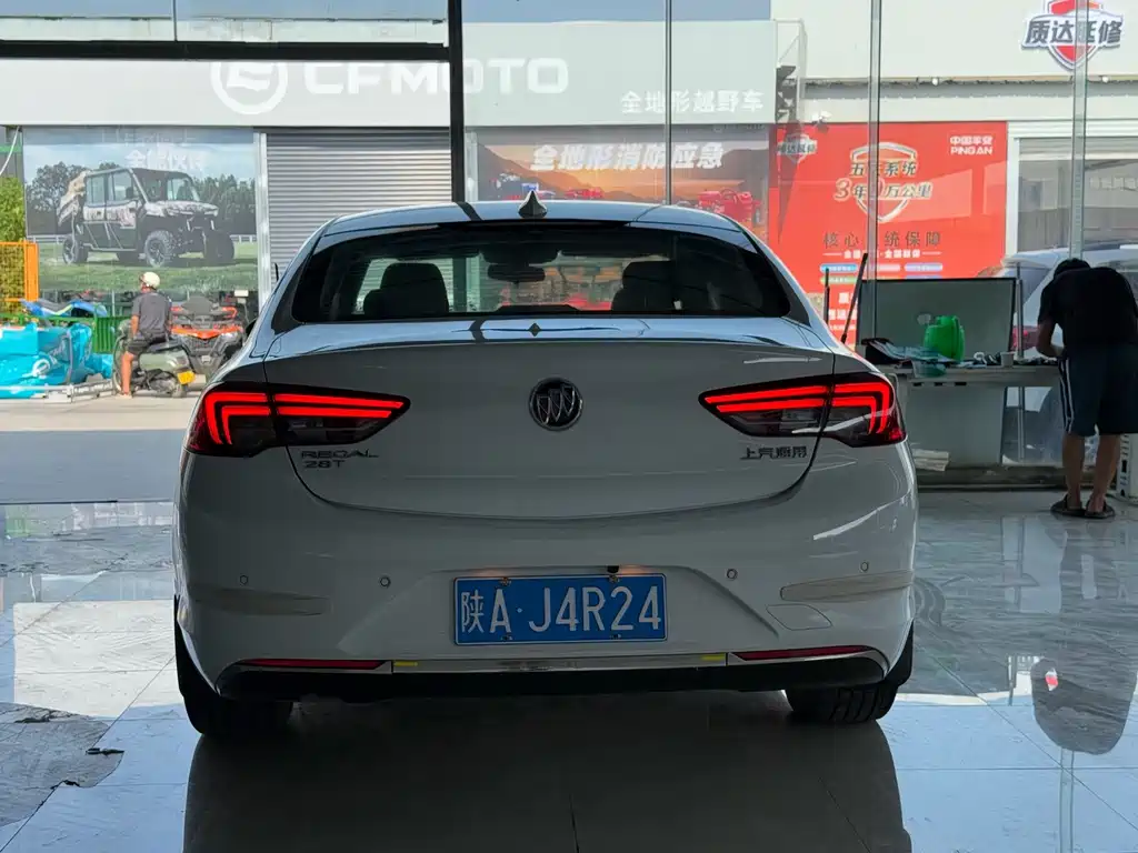 Buick Regal — миниатюра 16