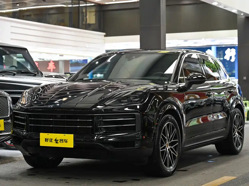 Porsche Cayenne 2025