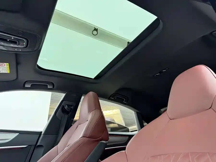 Audi A7L — миниатюра 11