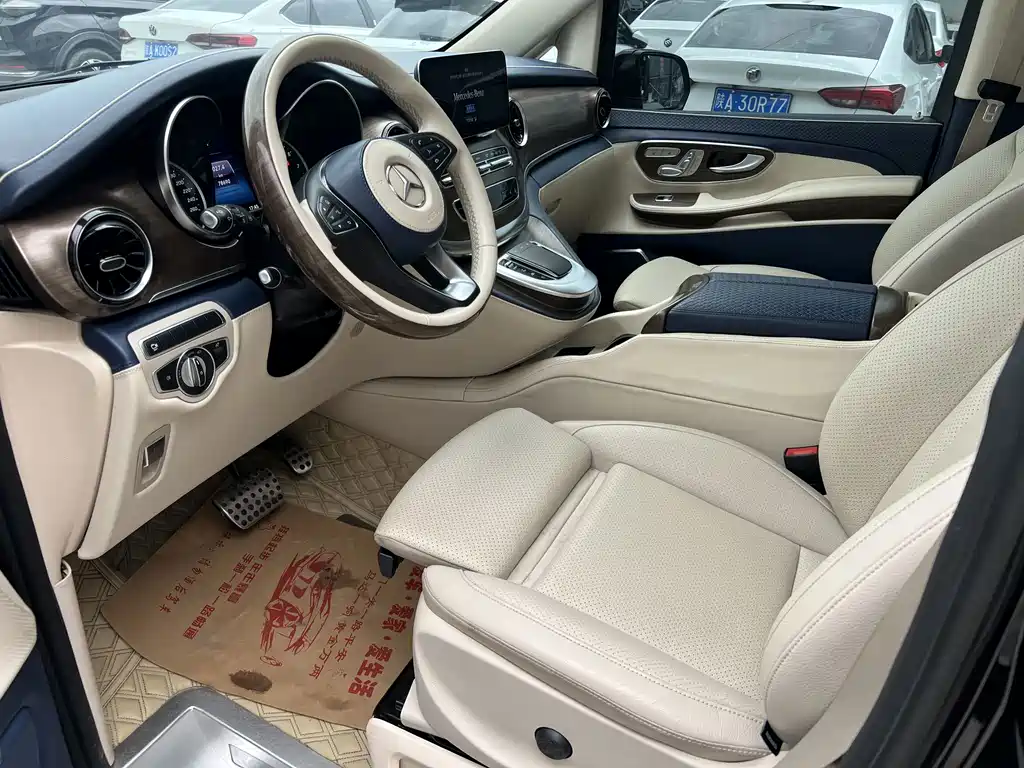 Mercedes-Benz V-Class — миниатюра 4