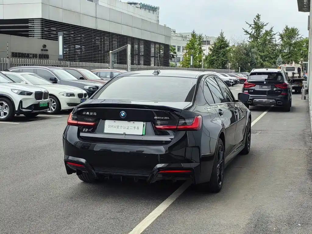 BMW i3 — миниатюра 5