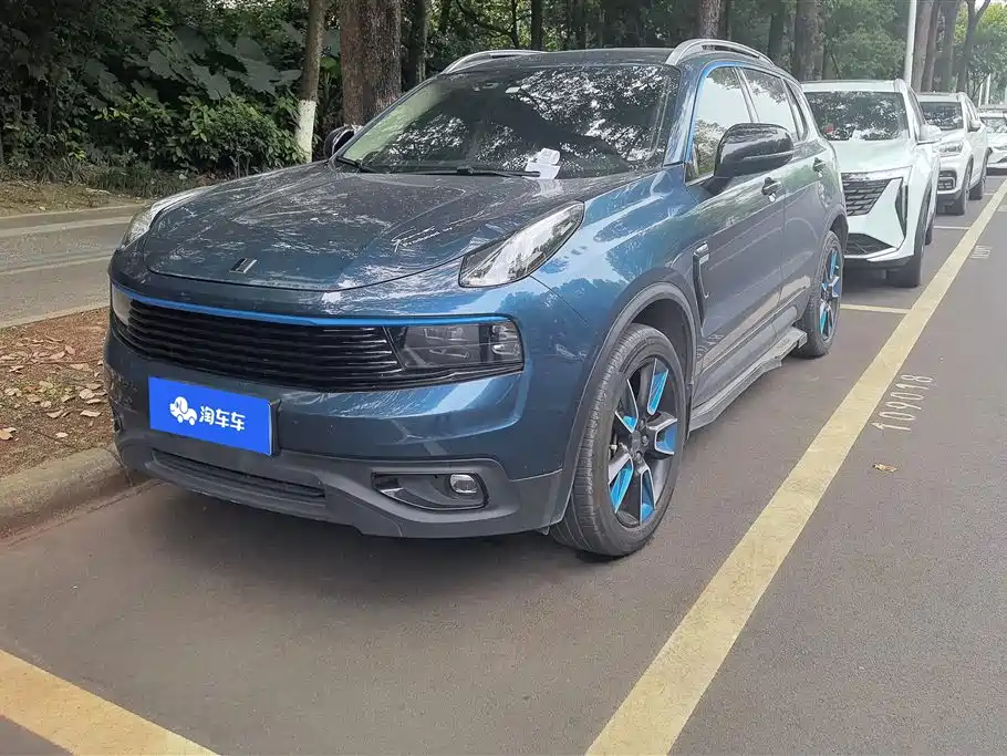 Lynk & Co 01 2019