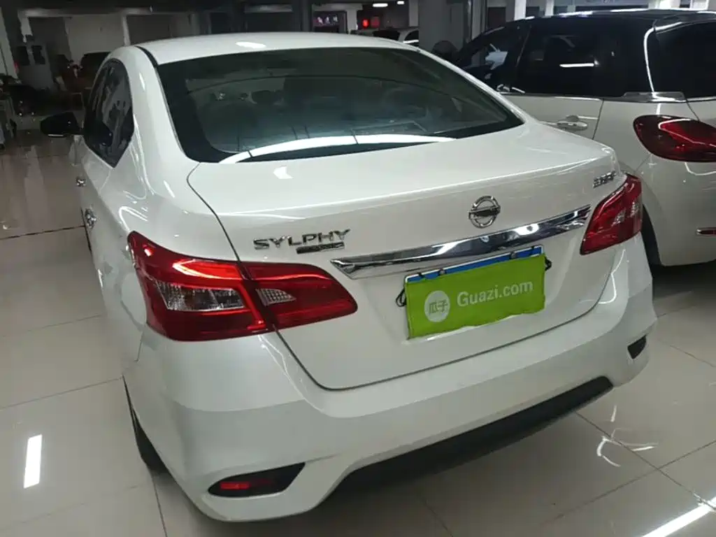 Nissan Sylphy — миниатюра 5