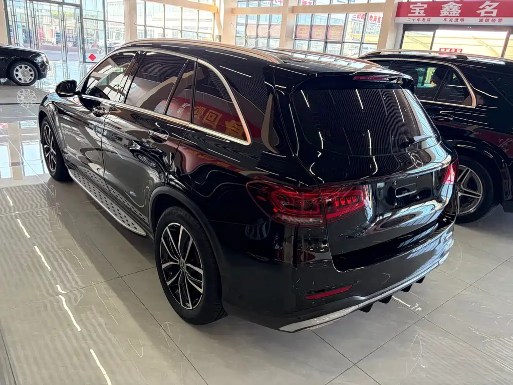 Mercedes-Benz GLC — миниатюра 7