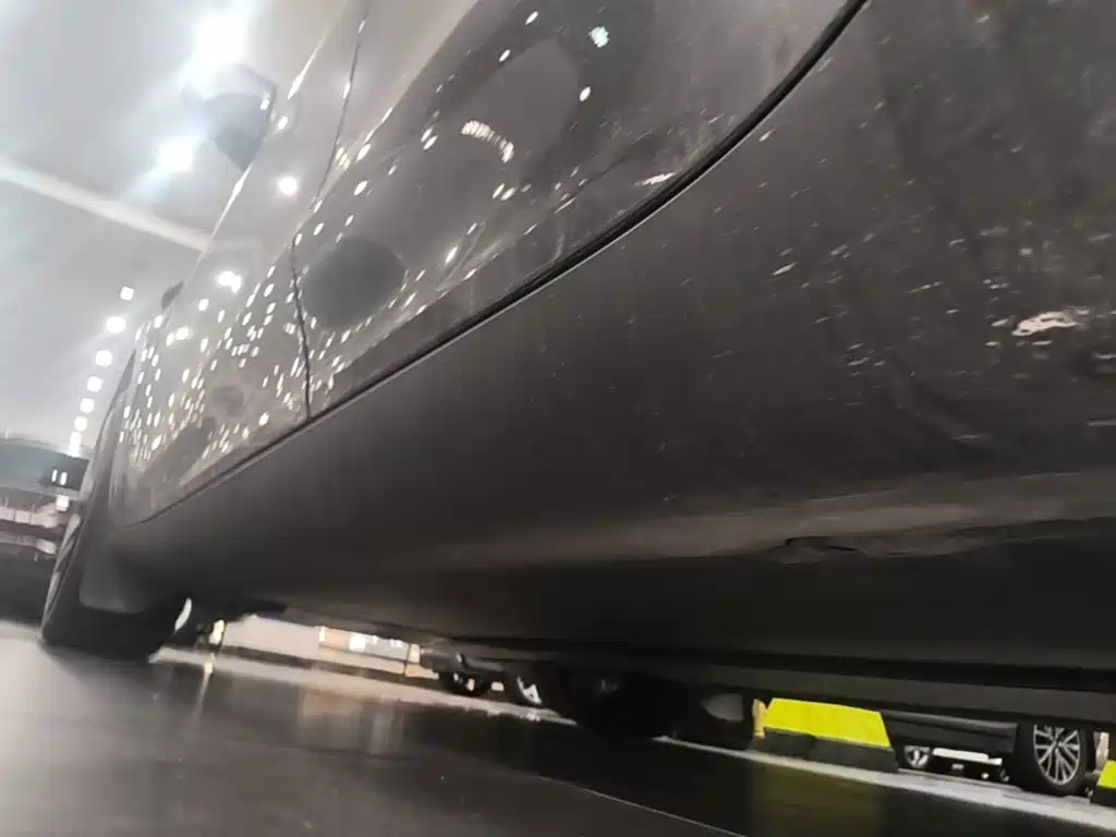 Tesla Model Y — миниатюра 22