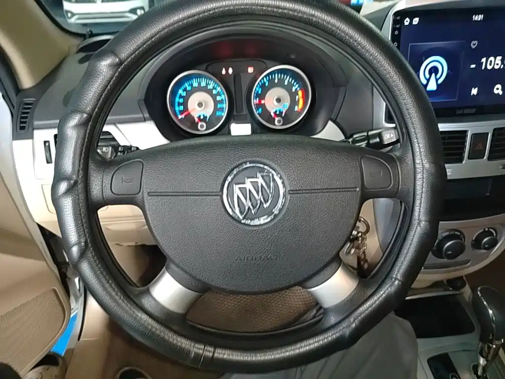 Buick Excelle — миниатюра 11