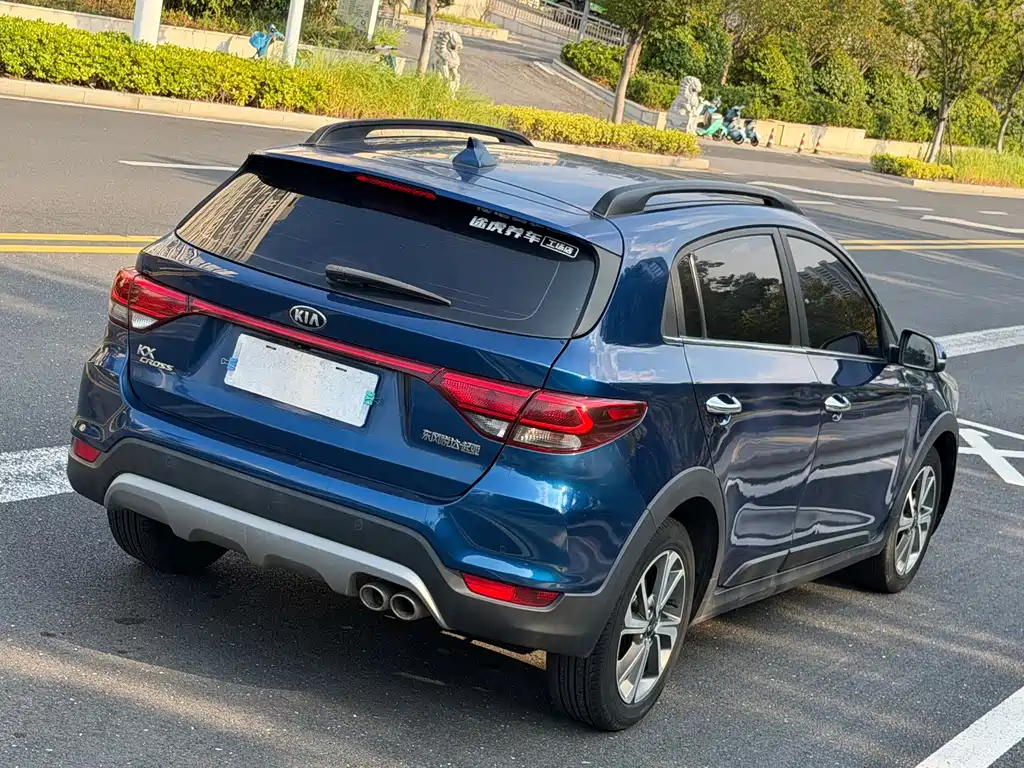 Kia KX Cross — миниатюра 6
