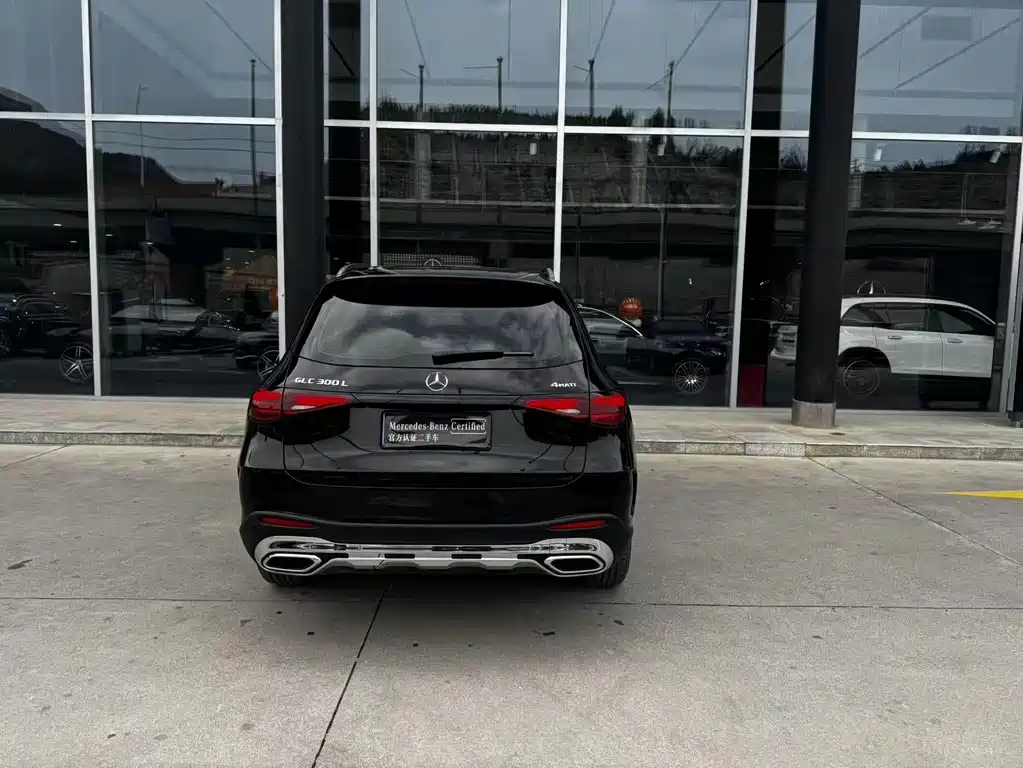 Mercedes-Benz GLC — миниатюра 12