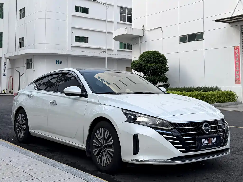 Nissan Teana — миниатюра 7