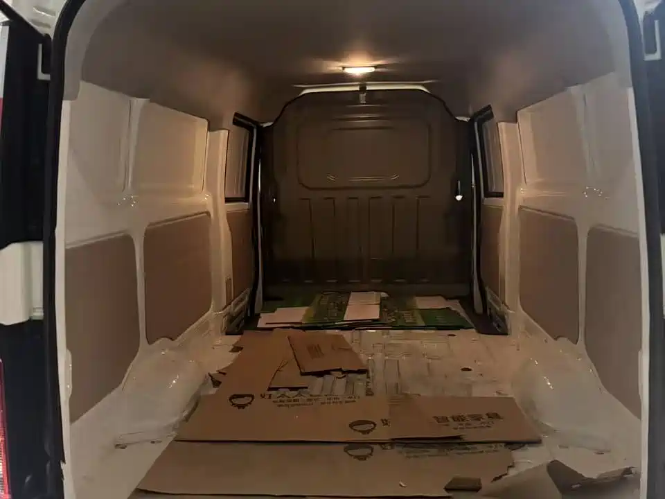 CHANGAN CROSS STAR V7