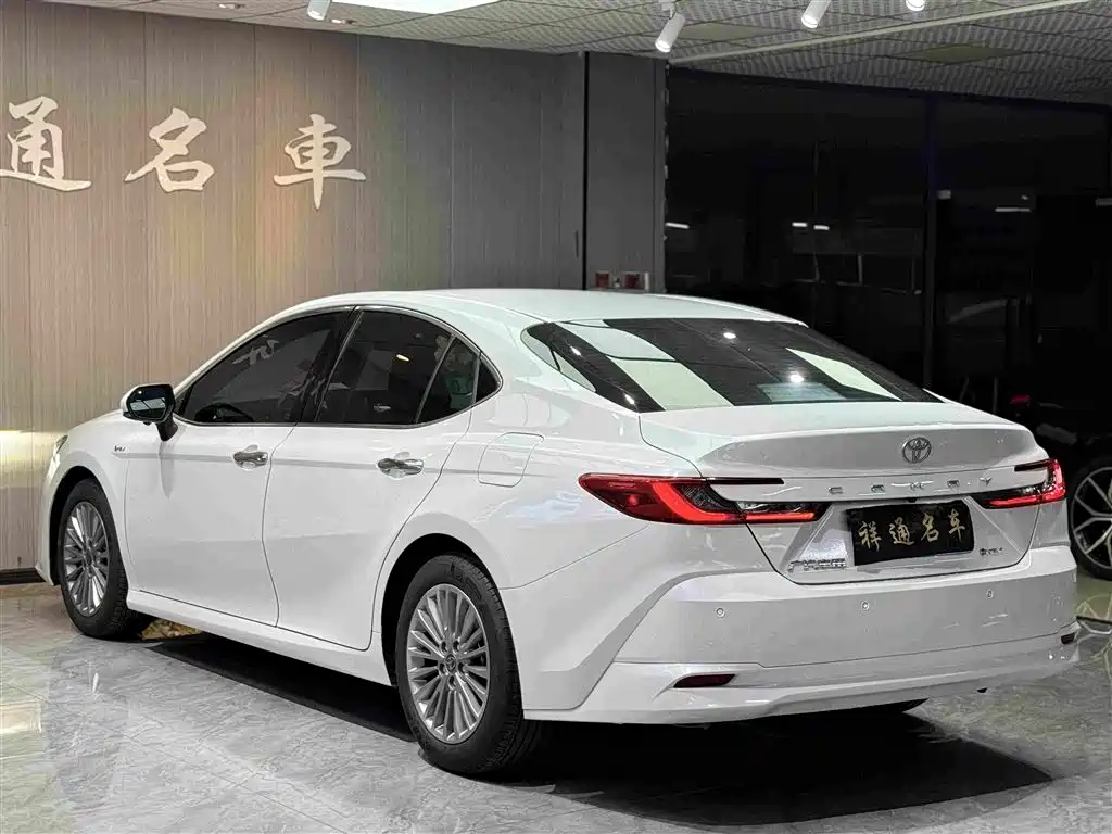 Toyota Camry id 4655076 из Китая 10