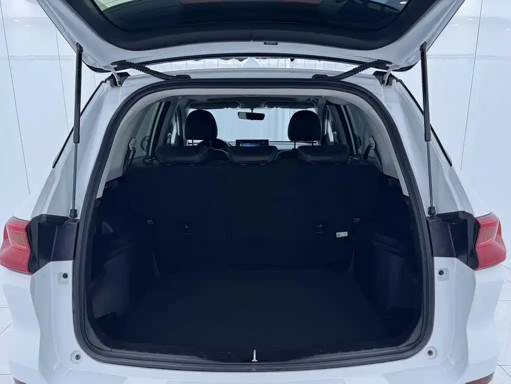 Haval M6 — миниатюра 8