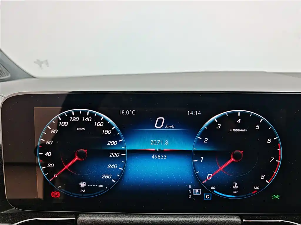 Mercedes-Benz GLA — миниатюра 9