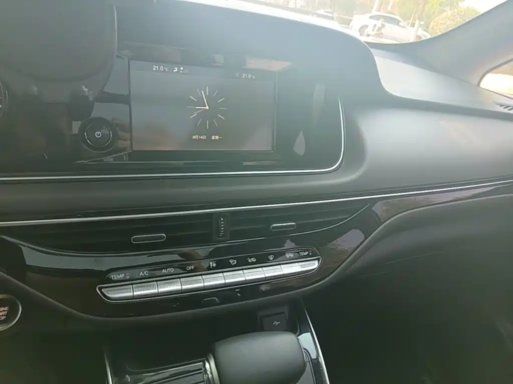 GAC Motor Trumpchi M6 — миниатюра 13