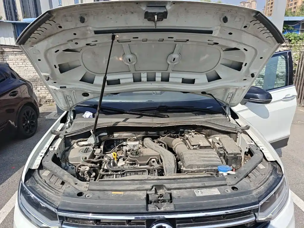 Volkswagen Tiguan L — миниатюра 20