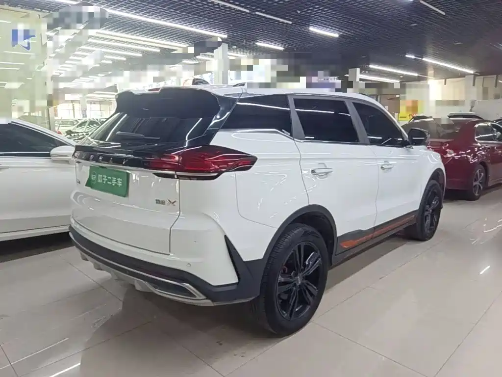 Geely Boyue — миниатюра 7