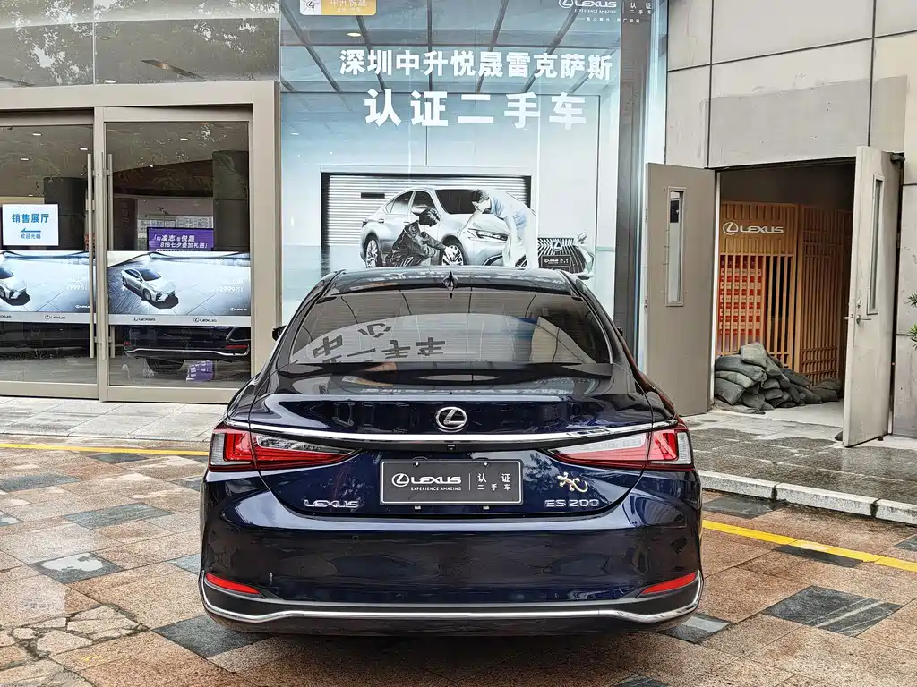 Lexus ES — миниатюра 7