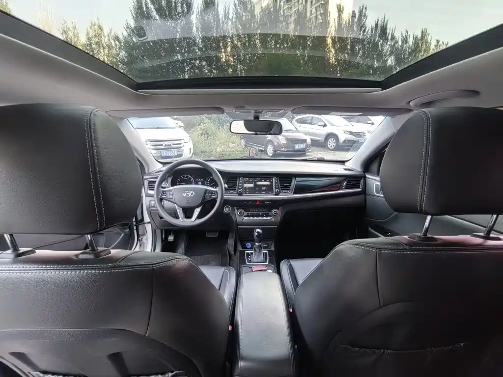 Hyundai Mistra — миниатюра 9
