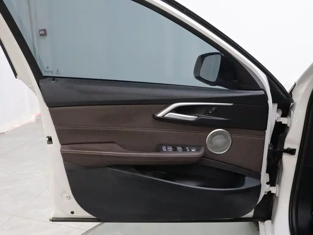 BMW 1 Series — миниатюра 10