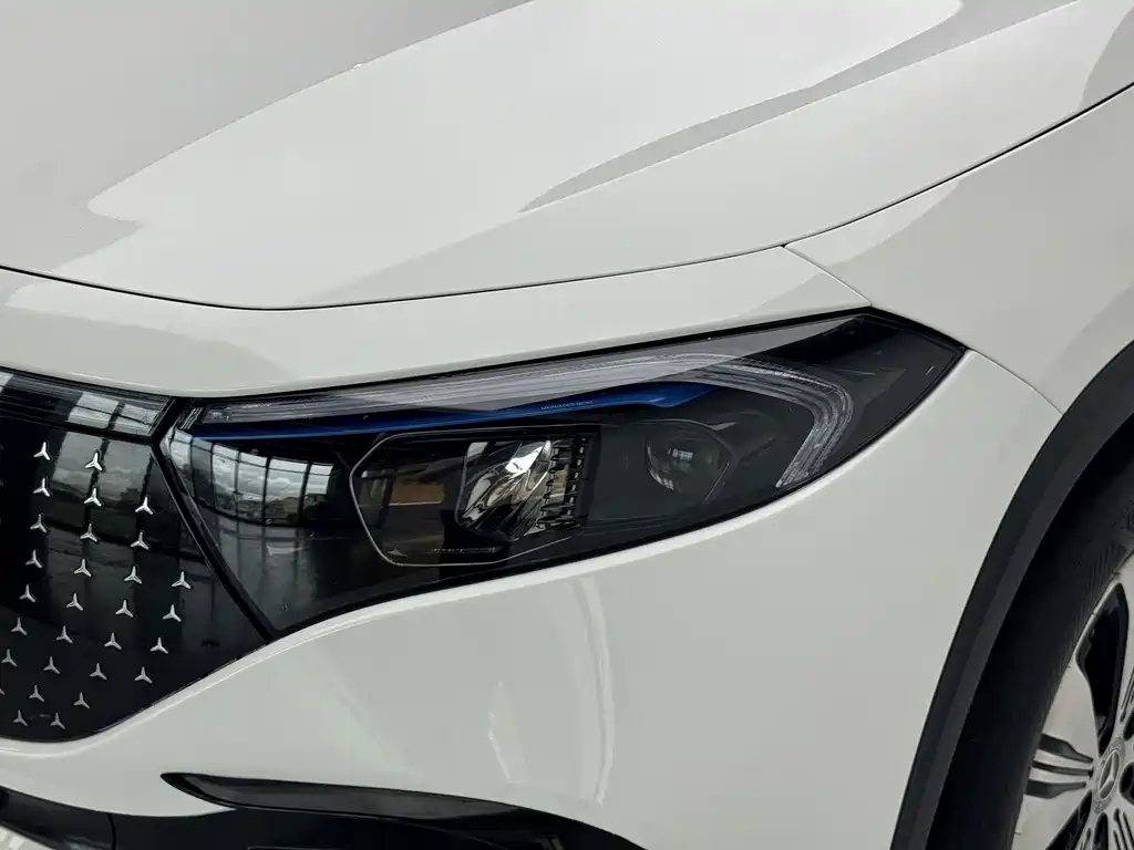 Mercedes-Benz EQA — миниатюра 16