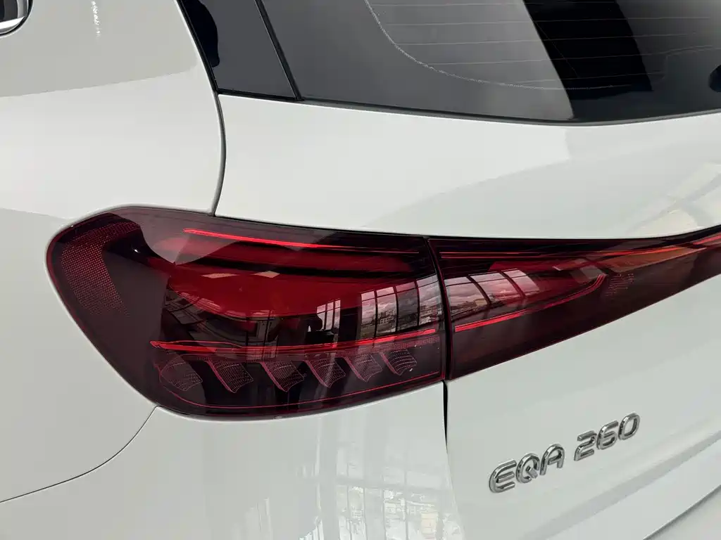 Mercedes-Benz EQA — миниатюра 18