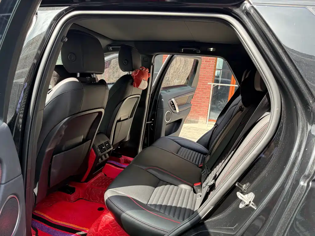 Land Rover Discovery Sport — миниатюра 9