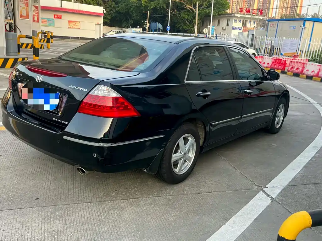 Honda Accord 2007 2.4L AT Luxury