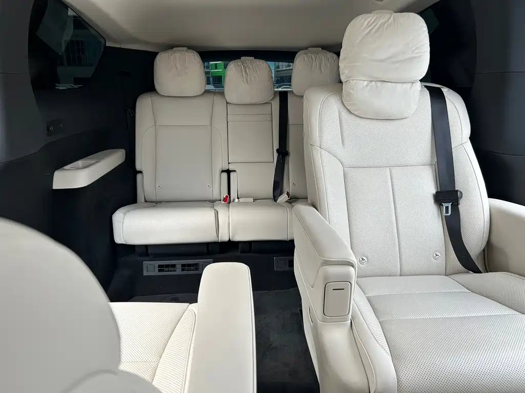 Li Auto Li MEGA — миниатюра 18